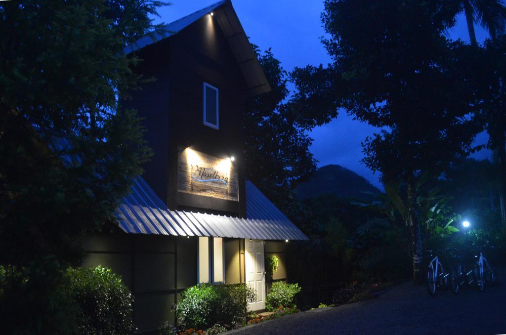 Moselberg Riverside Cottages Munnar Exterior photo